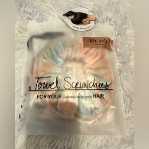 NEW! KIT•SCH TOWEL SCRUNCHIES